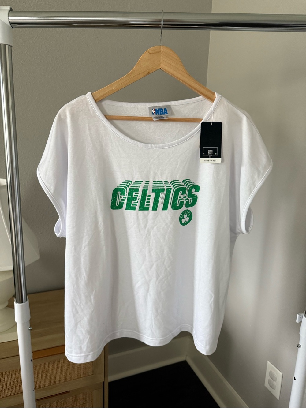 NEW NBA Celtics‎ White Graphic Tee Size XL